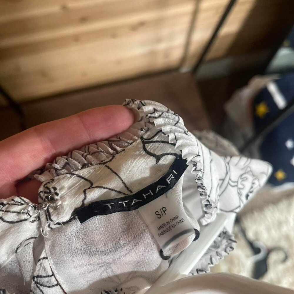 Cream Floral pattern top - Picture 4 of 6